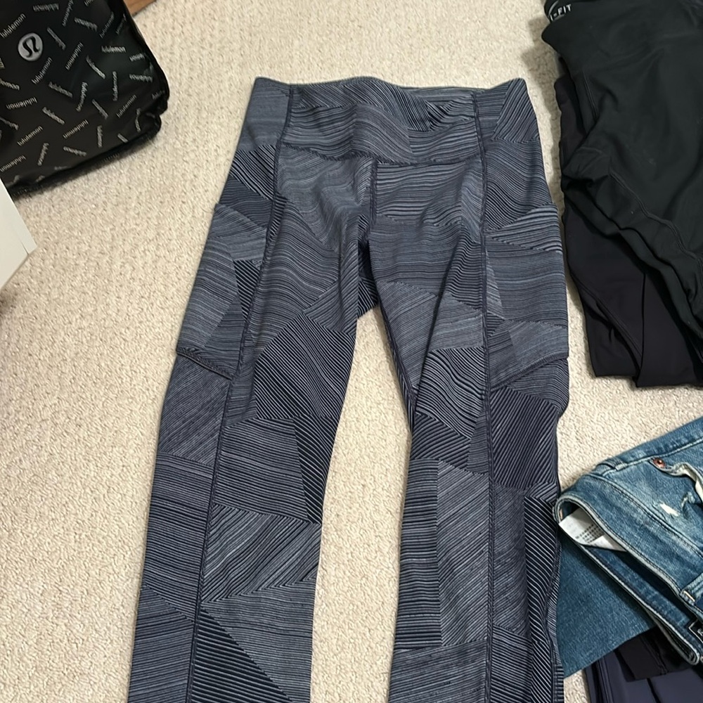 lulu cropped leggings